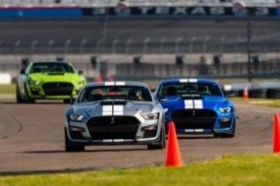 Mustang GT500 Carbon Fiber Parts